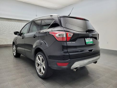 Used 2019 Ford Escape Titanium image 5