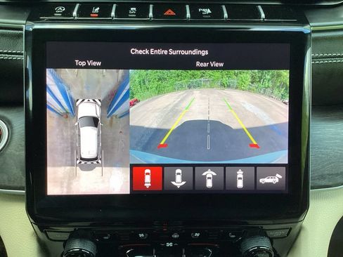 Used 2025 Jeep Grand Cherokee Limited w/ Luxury Tech Group II AWD/4WD image 59