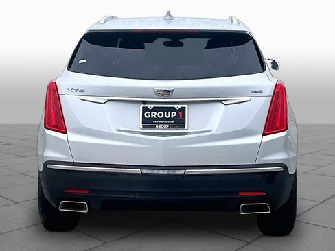 Used 2017 Cadillac XT5 Luxury FWD image 4