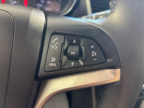 Used 2022 Chevrolet Traverse LT AWD/4WD image 31