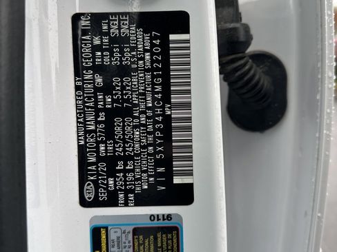 Used 2021 Kia Telluride EX w/ EX Premium Package image 24