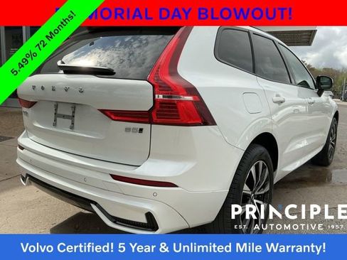 Certified 2024 Volvo XC60 B5 Core AWD/4WD image 11