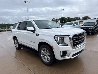 Used 2023 GMC Yukon SLT w/ SLT Premium Package