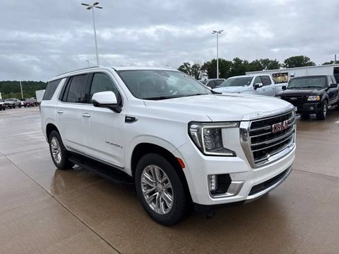 Used 2023 GMC Yukon SLT w/ SLT Premium Package AWD/4WD image 1