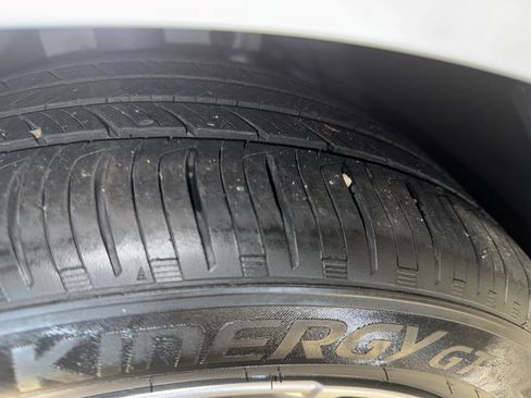 Used 2022 Honda Accord LX image 12