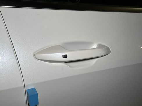 New 2026 Kia Sportage LX image 8