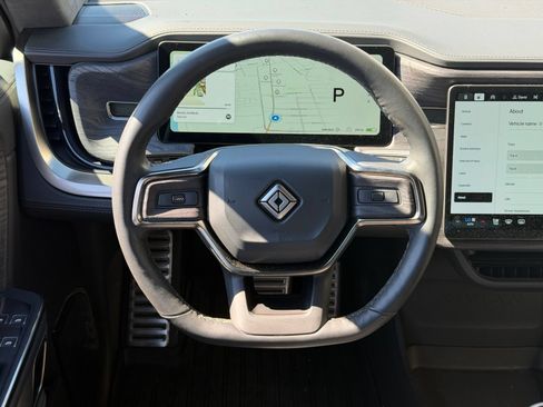 Used 2023 Rivian R1T Adventure AWD/4WD image 8