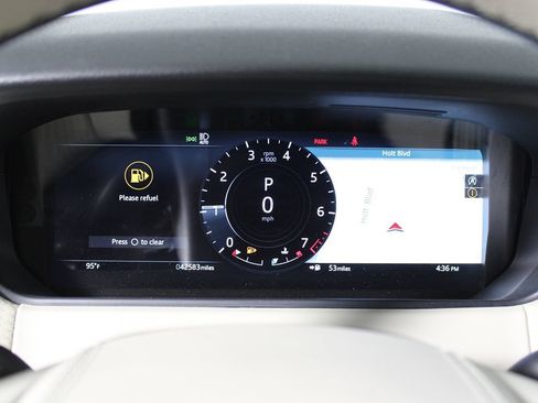 Used 2021 Land Rover Range Rover Velar S AWD/4WD image 18