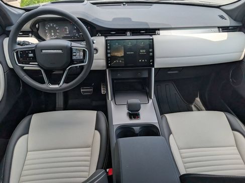 New 2026 Land Rover Discovery Sport Landmark AWD/4WD image 11
