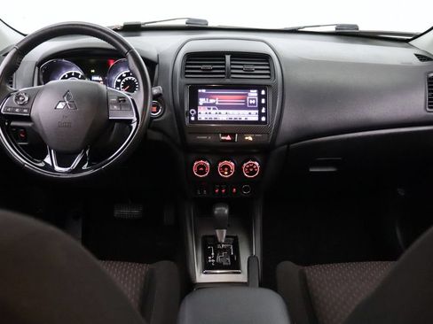Used 2019 Mitsubishi Outlander Sport SE AWD/4WD image 19