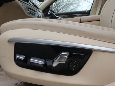 Used 2016 BMW 750i 750i image 23