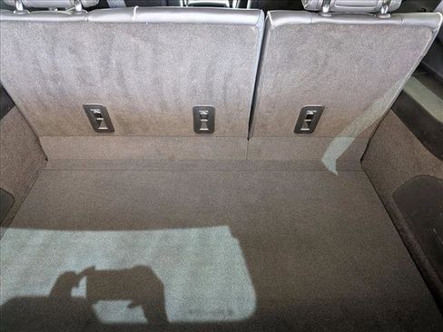 Used 2024 Cadillac Escalade ESV Premium Luxury Platinum AWD/4WD image 21