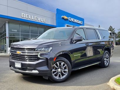 Used 2022 Chevrolet Suburban LT w/ Luxury Package