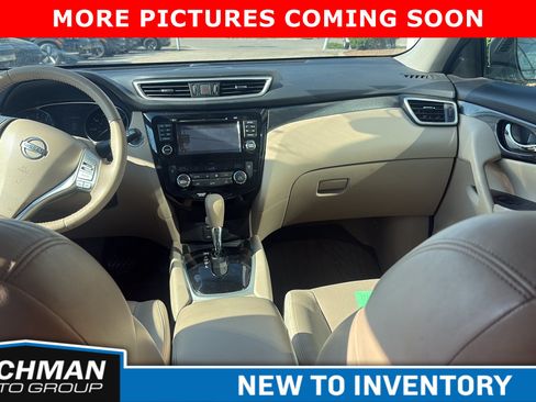 Used 2015 Nissan Rogue SL w/ SL Premium Package AWD/4WD image 7