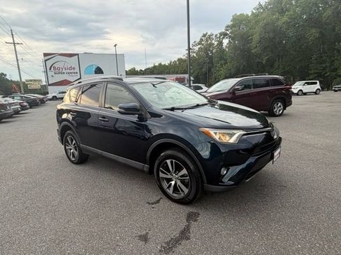 Used 2018 Toyota RAV4 XLE w/ Plus Extra Value Package AWD/4WD image 26