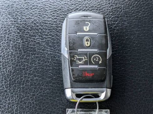 Used 2019 RAM 1500 Laramie RWD image 27