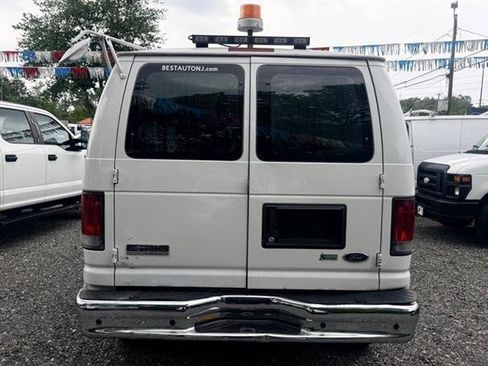Used 2013 Ford E-350 and Econoline 350 Super Duty w/ Commercial Cargo Van Pkg RWD image 7