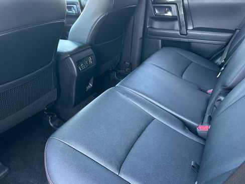 Certified 2024 Toyota 4Runner TRD Off-Road Premium image 12