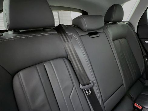 Certified 2022 Audi e-tron Premium w/ Convenience Plus Package image 26