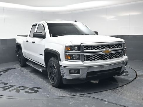 Used 2014 Chevrolet Silverado 1500 LT image 3