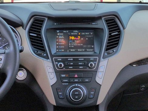 Used 2018 Hyundai Santa Fe Sport w/ 2.4L Value Package 02 image 28