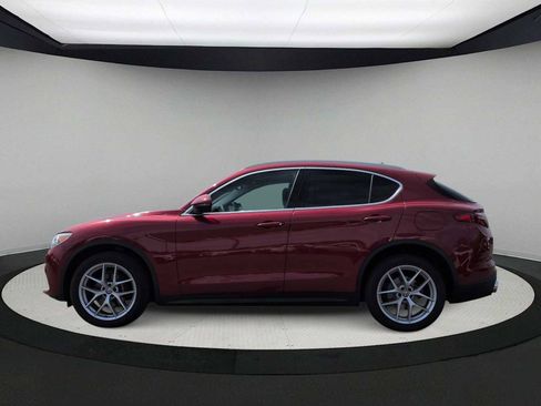 Used 2019 Alfa Romeo Stelvio Ti w/ TI Performance Package AWD/4WD image 5