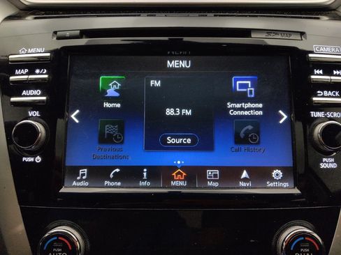Used 2018 Nissan Murano S FWD image 25