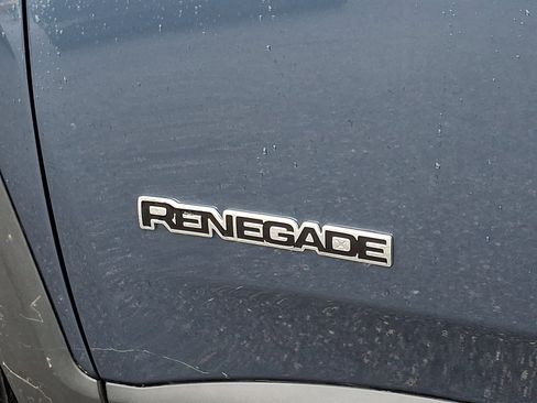 Used 2023 Jeep Renegade Latitude image 30