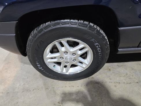 Used 2004 Jeep Grand Cherokee Laredo w/ Convenience Group image 22