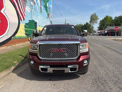 Used 2016 GMC Sierra 2500 Denali w/ Duramax Plus Package image 9
