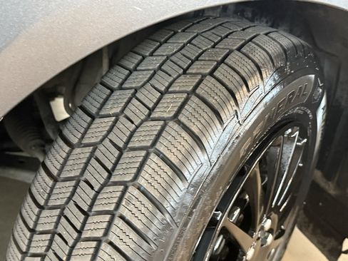 Used 2010 Toyota Corolla LE image 18