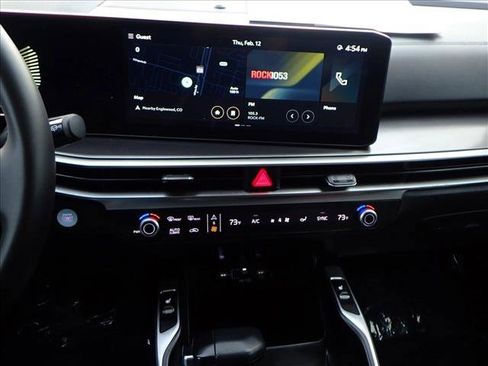 Used 2024 Kia Sorento S image 16