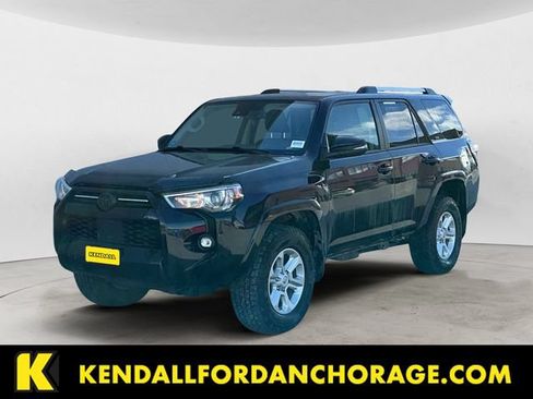 Used 2021 Toyota 4Runner SR5 Premium w/ Moonroof Package AWD/4WD image 1