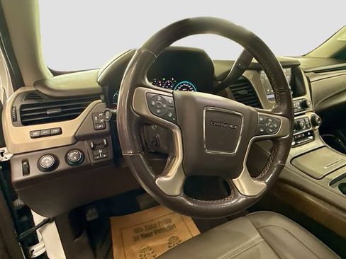 Used 2018 GMC Yukon XL Denali w/ Open Road Package AWD/4WD image 12