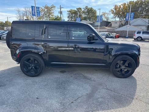 Used 2023 Land Rover Defender 110 V8 image 5