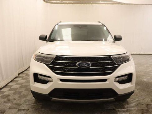 Certified 2021 Ford Explorer XLT w/ Equipment Group 202A RWD image 2