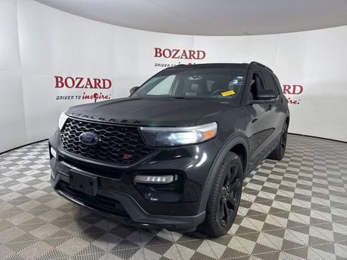 Certified 2023 Ford Explorer ST w/ Equipment Group 401A image 4