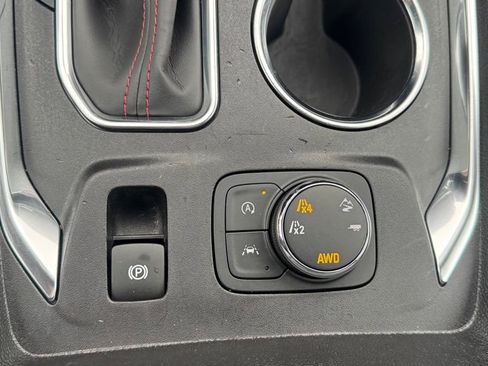 Used 2023 Chevrolet Traverse RS w/ LPO, Floor Liner Package image 30