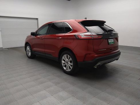 Used 2022 Ford Edge Titanium image 5
