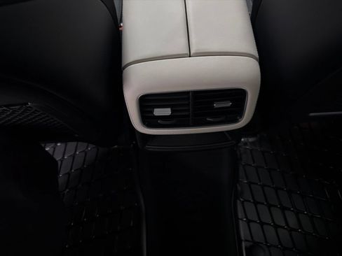 Certified 2026 Mercedes-Benz GLE 53 AMG 4MATIC image 28