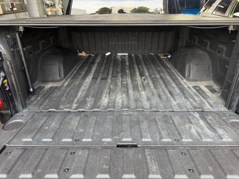 Used 2021 GMC Sierra 1500 Elevation AWD/4WD image 32