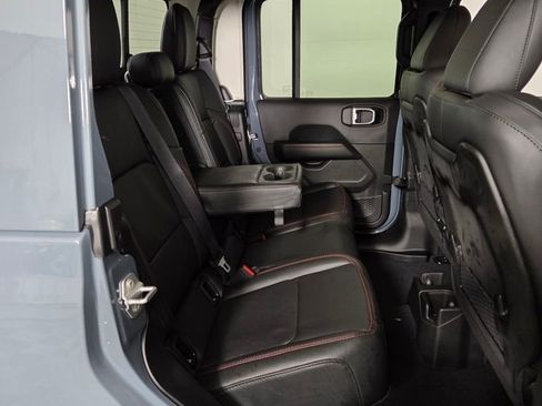 New 2026 Jeep Gladiator Rubicon w/ Safety Group AWD/4WD image 29