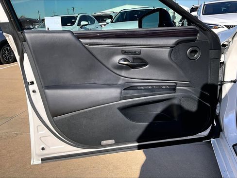 Used 2020 Lexus ES 350 w/ Premium Package image 20