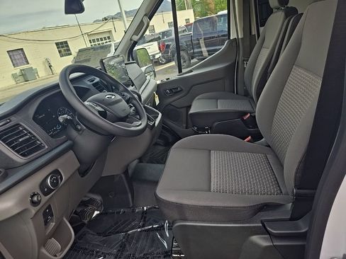 New 2025 Ford Transit 250 Base image 12