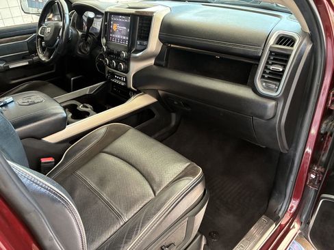Used 2019 RAM 2500 Laramie AWD/4WD image 16