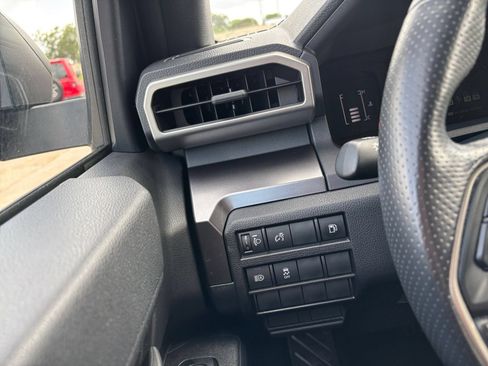 Used 2025 Toyota 4Runner SR5 RWD image 28