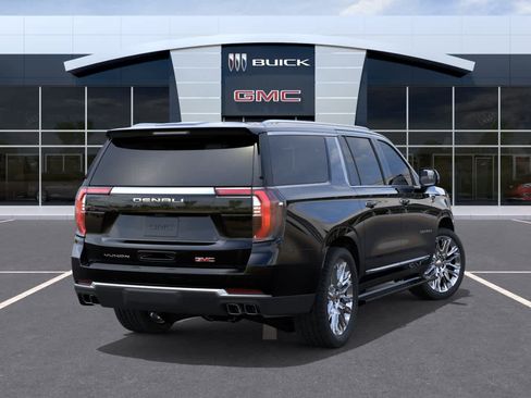 New 2026 GMC Yukon XL Denali w/ Denali Reserve Package AWD/4WD image 4