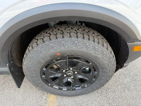 New 2026 Ford Bronco Sport Outer Banks w/ Sasquatch Outer Banks Package image 38