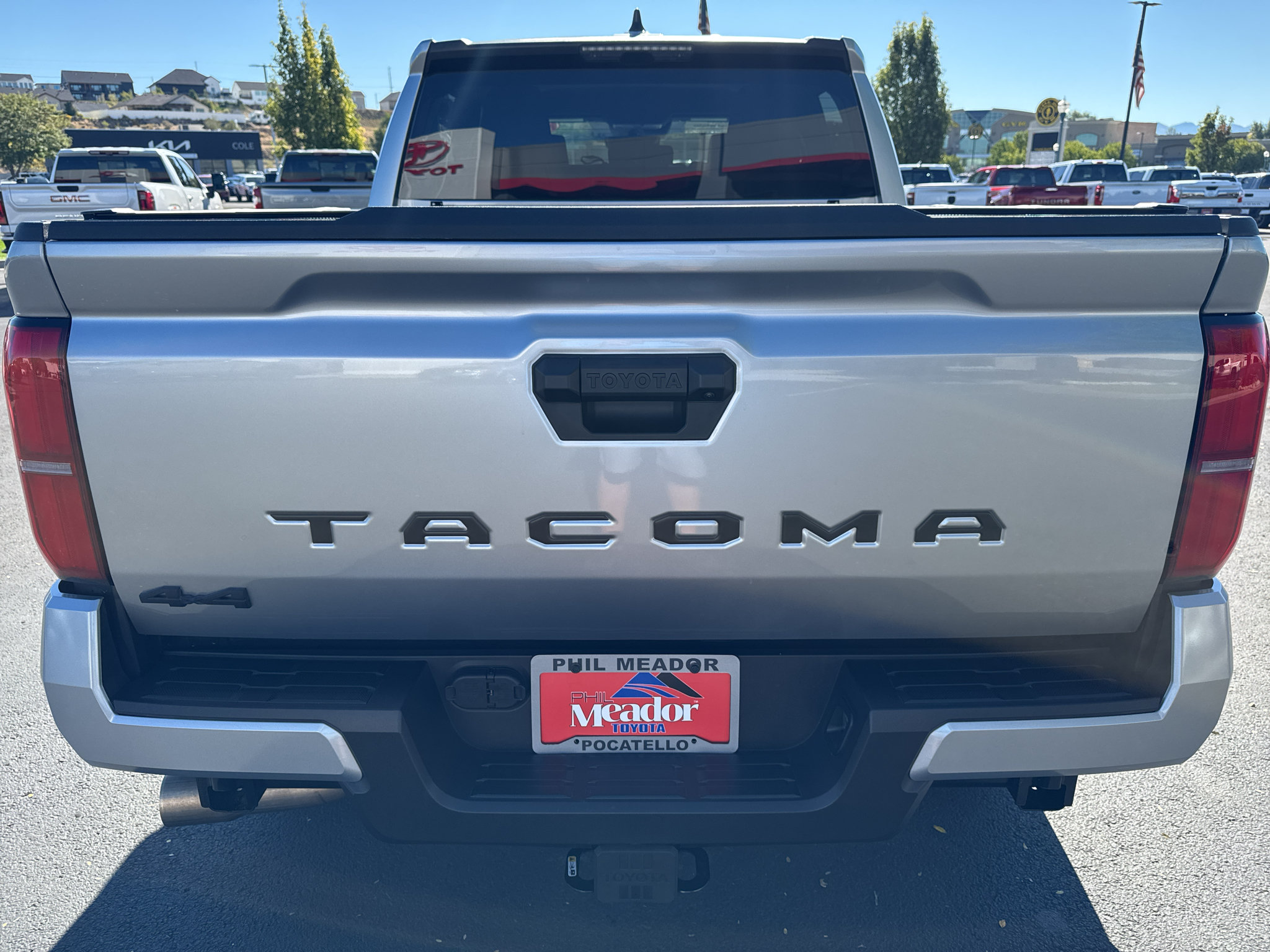 Certified 2026 Toyota Tacoma SR5 AWD/4WD image 4