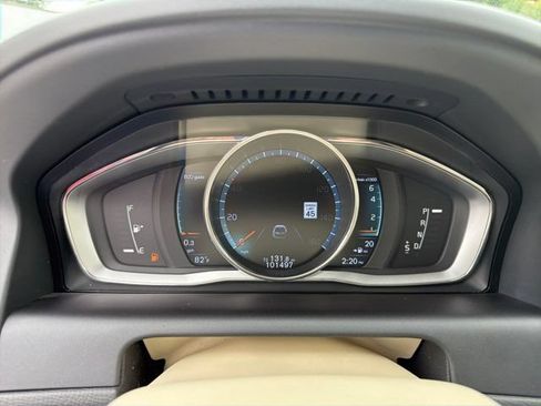 Used 2016 Volvo XC60 T5 Premier AWD/4WD image 34